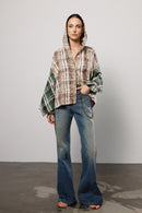 "Stay weird" Hooded Layer Shirt