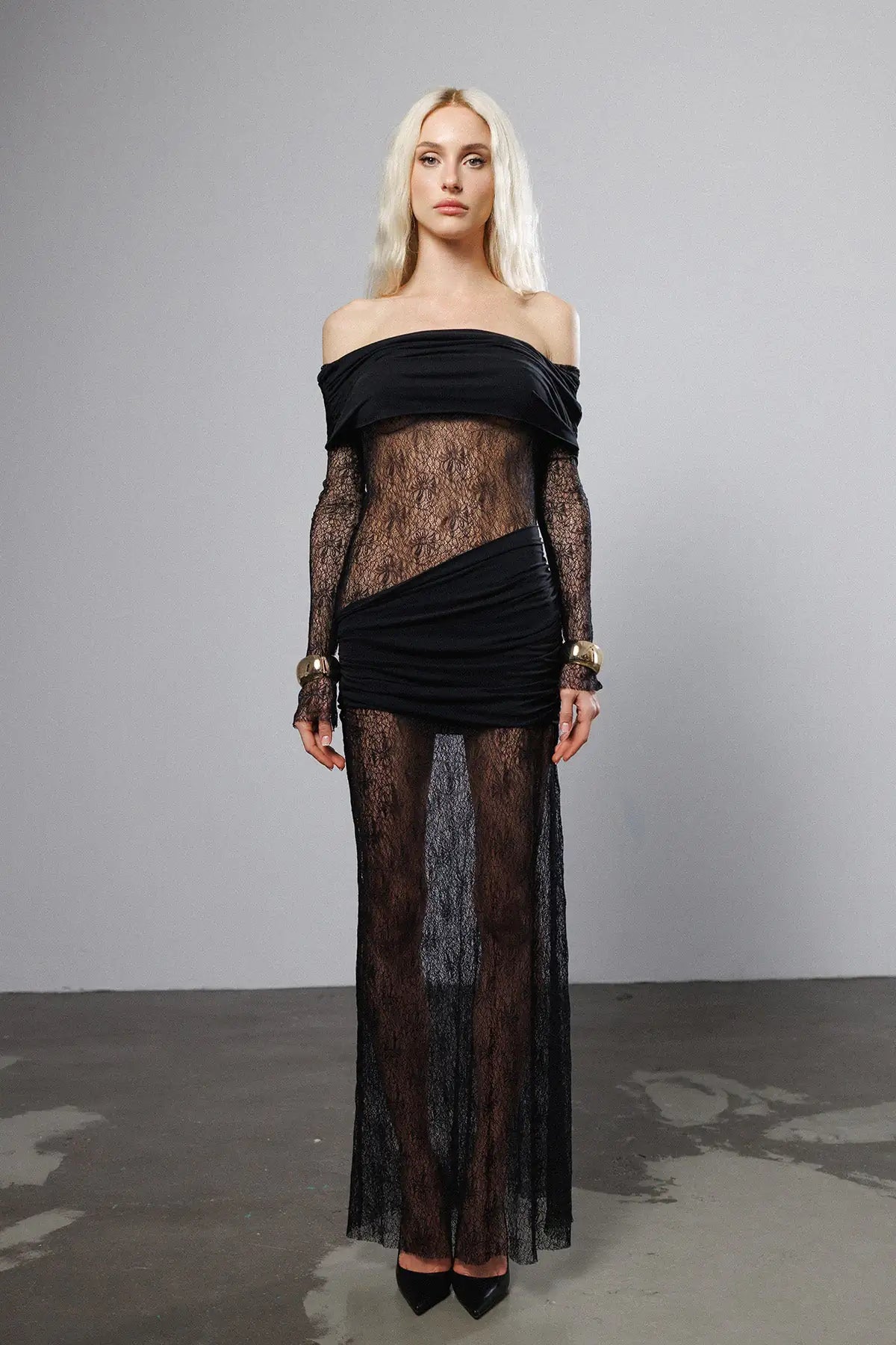"Typing" Maxi Lace Dress